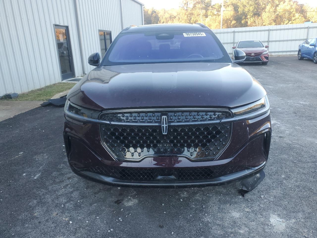 2025 Lincoln Nautilus Reserve - Фото 5