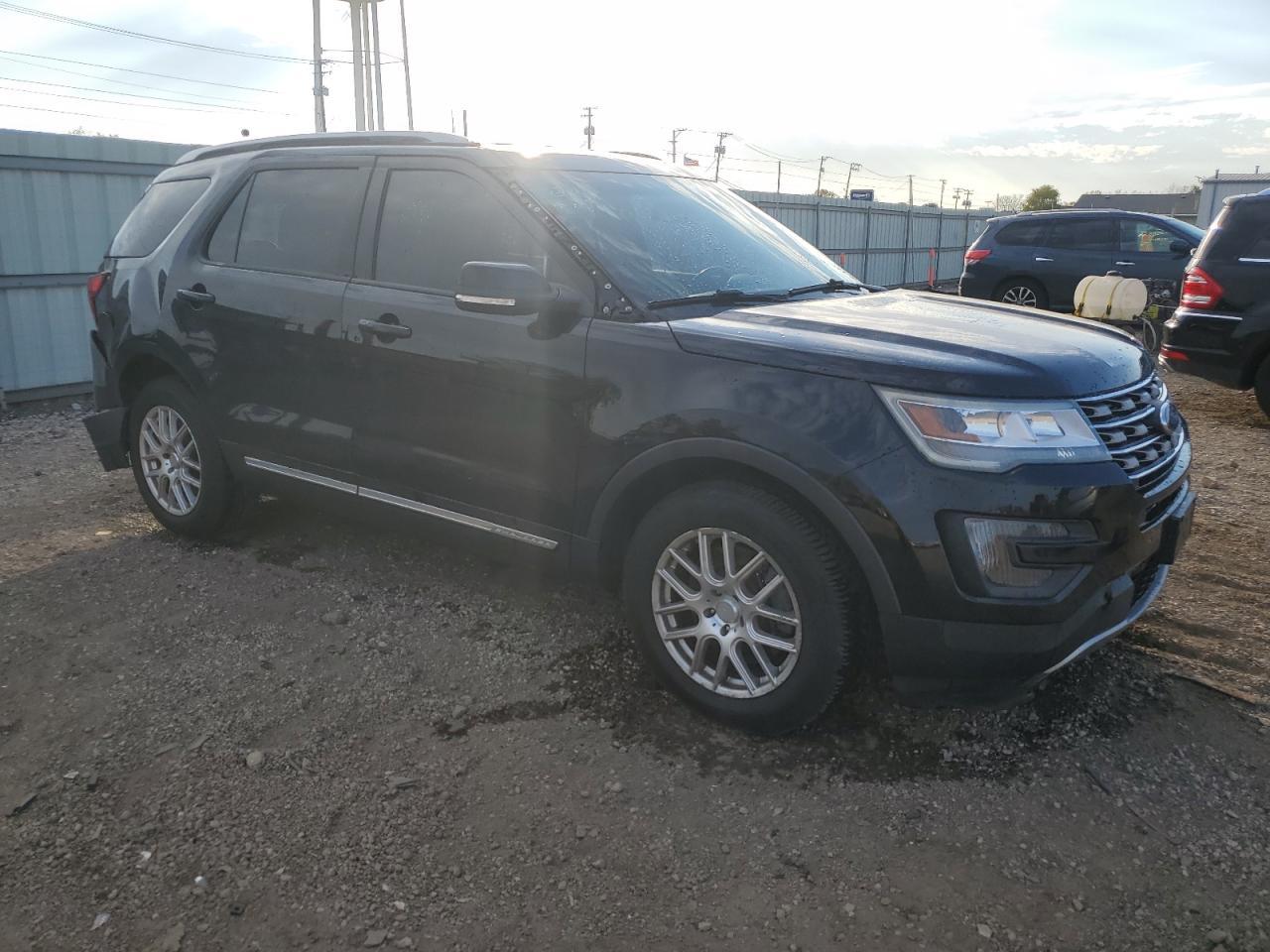 2016 Ford Explorer Xlt - Фото 4