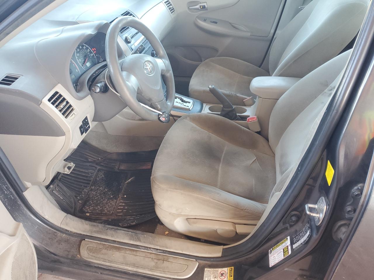 2010 Toyota Corolla Base - Фото 7