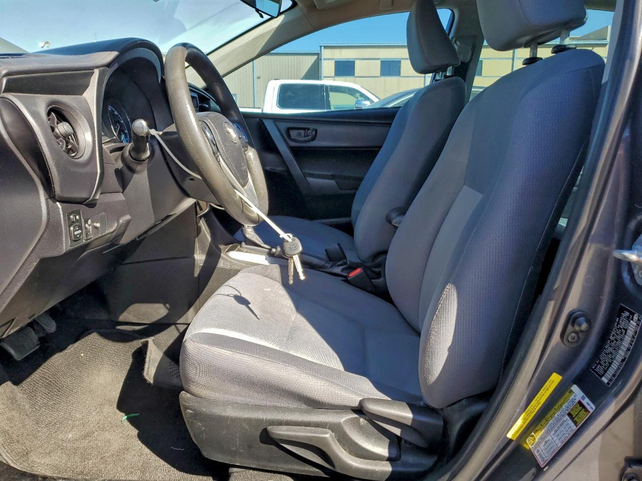 2017 Toyota Corolla L - Фото 7