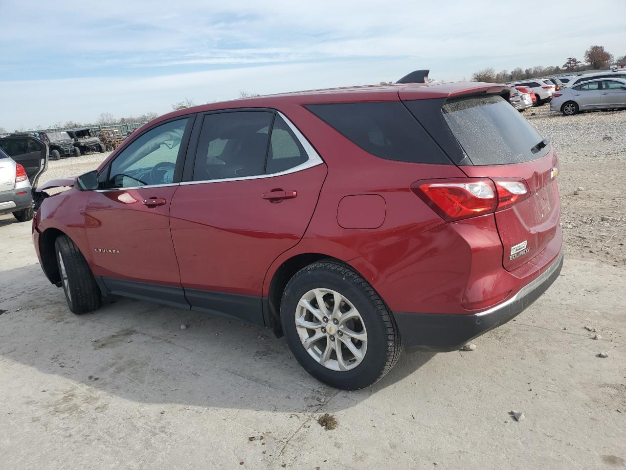 2021 Chevrolet Equinox Lt - Фото 2