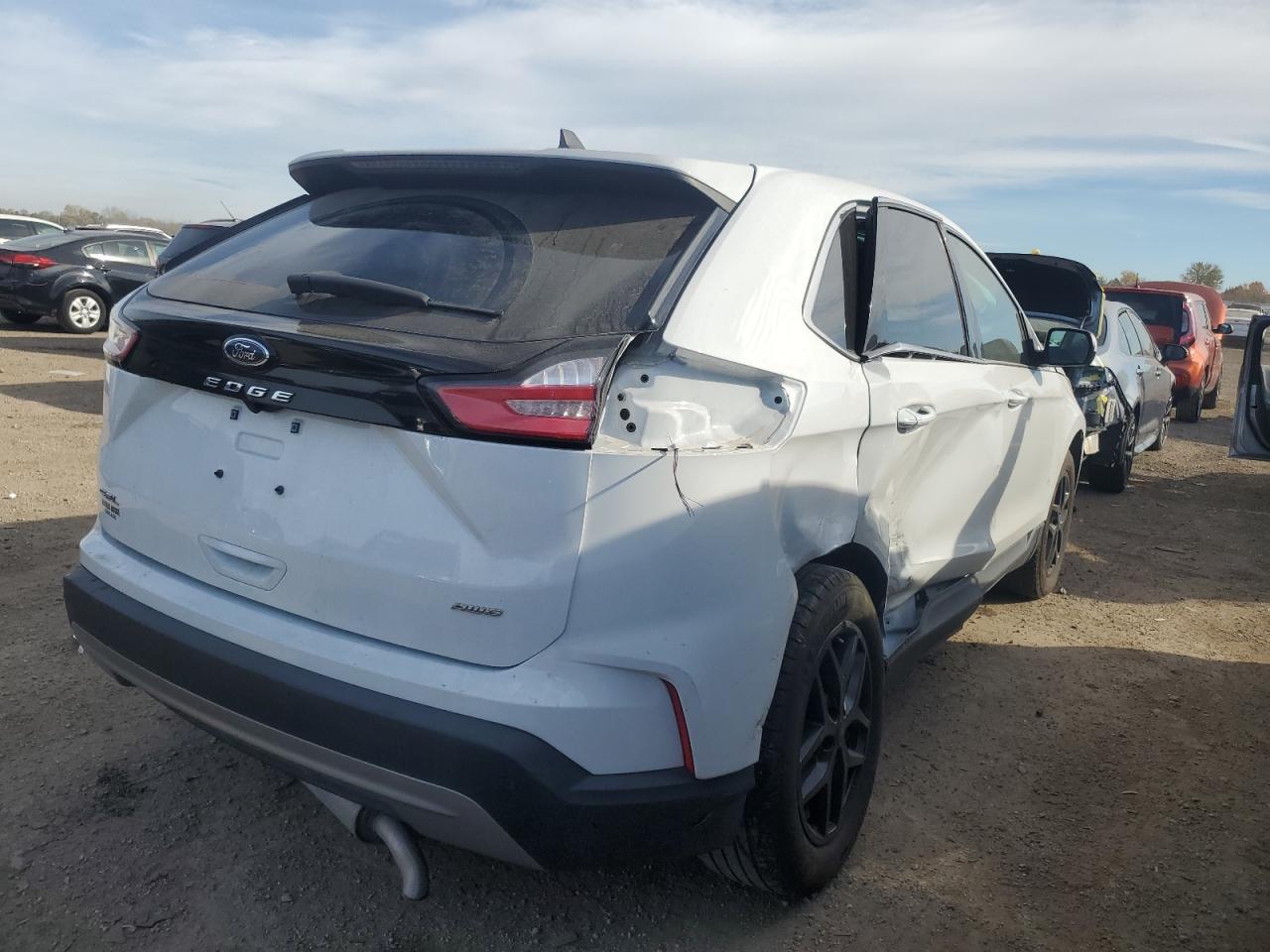2024 Ford Edge Sel - Image 3