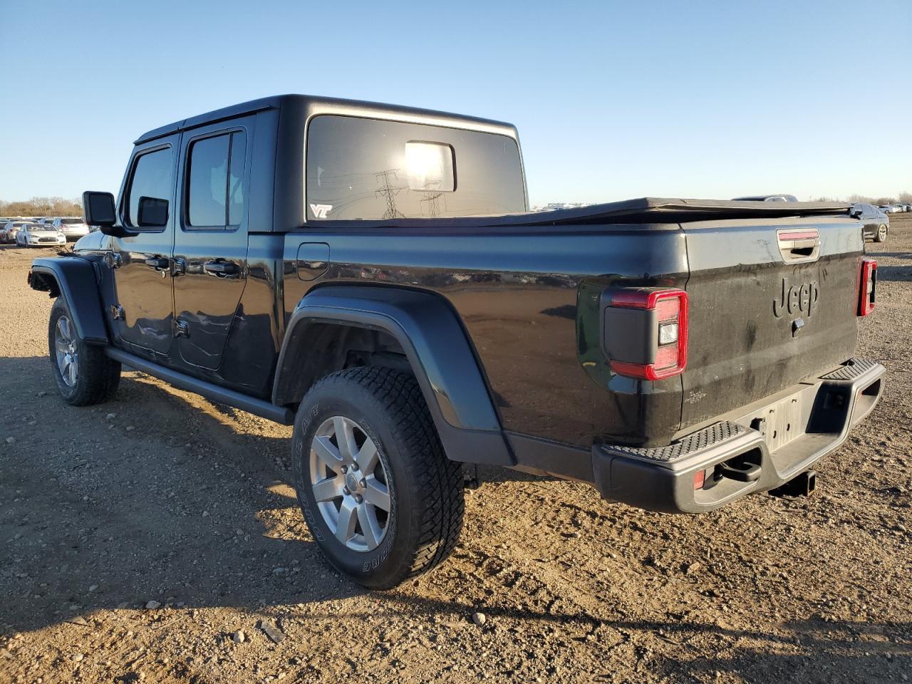 2024 Jeep Gladiator Sport - Image 2