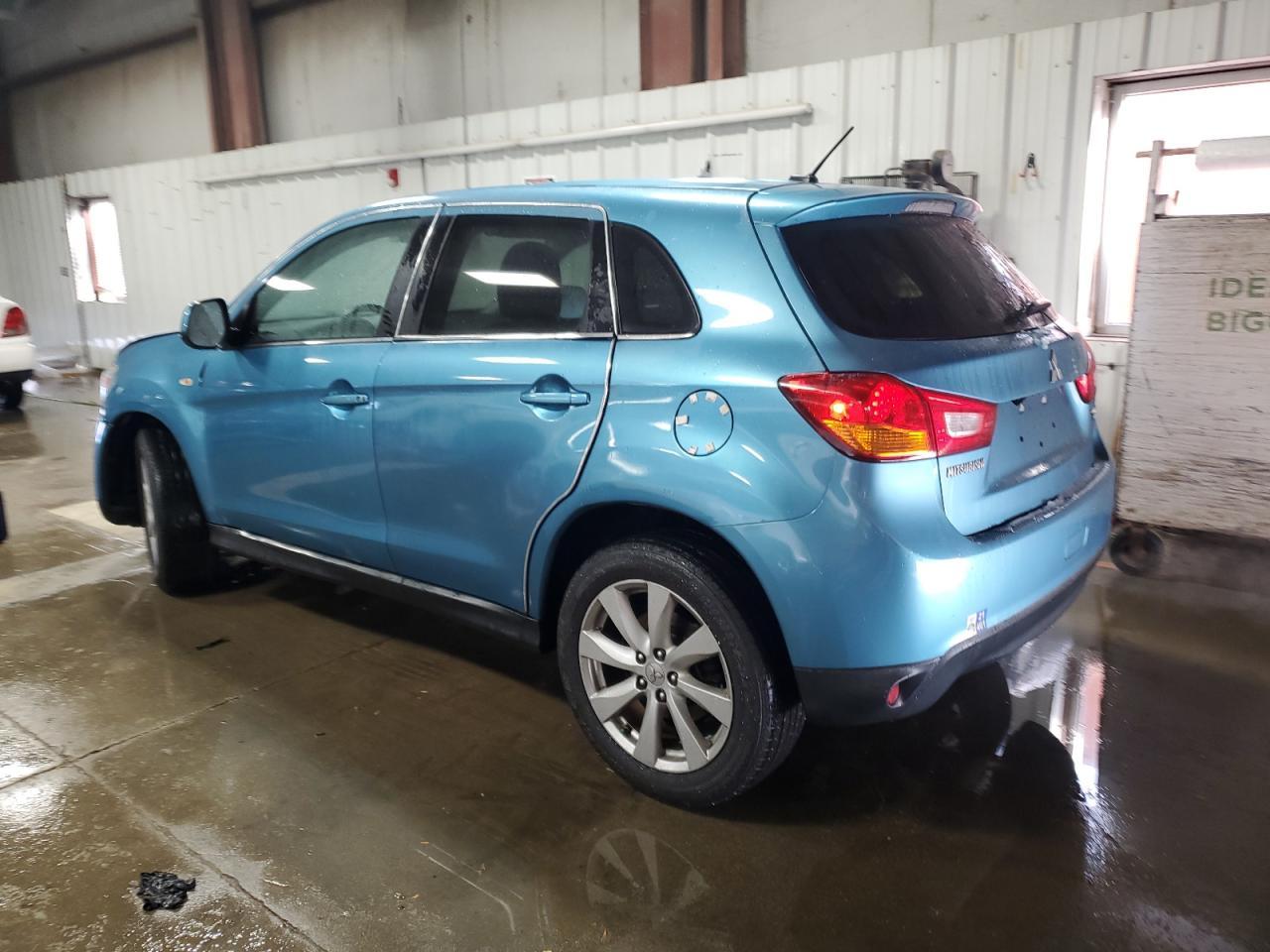 2014 Mitsubishi Outlander Sport Se - Фото 2
