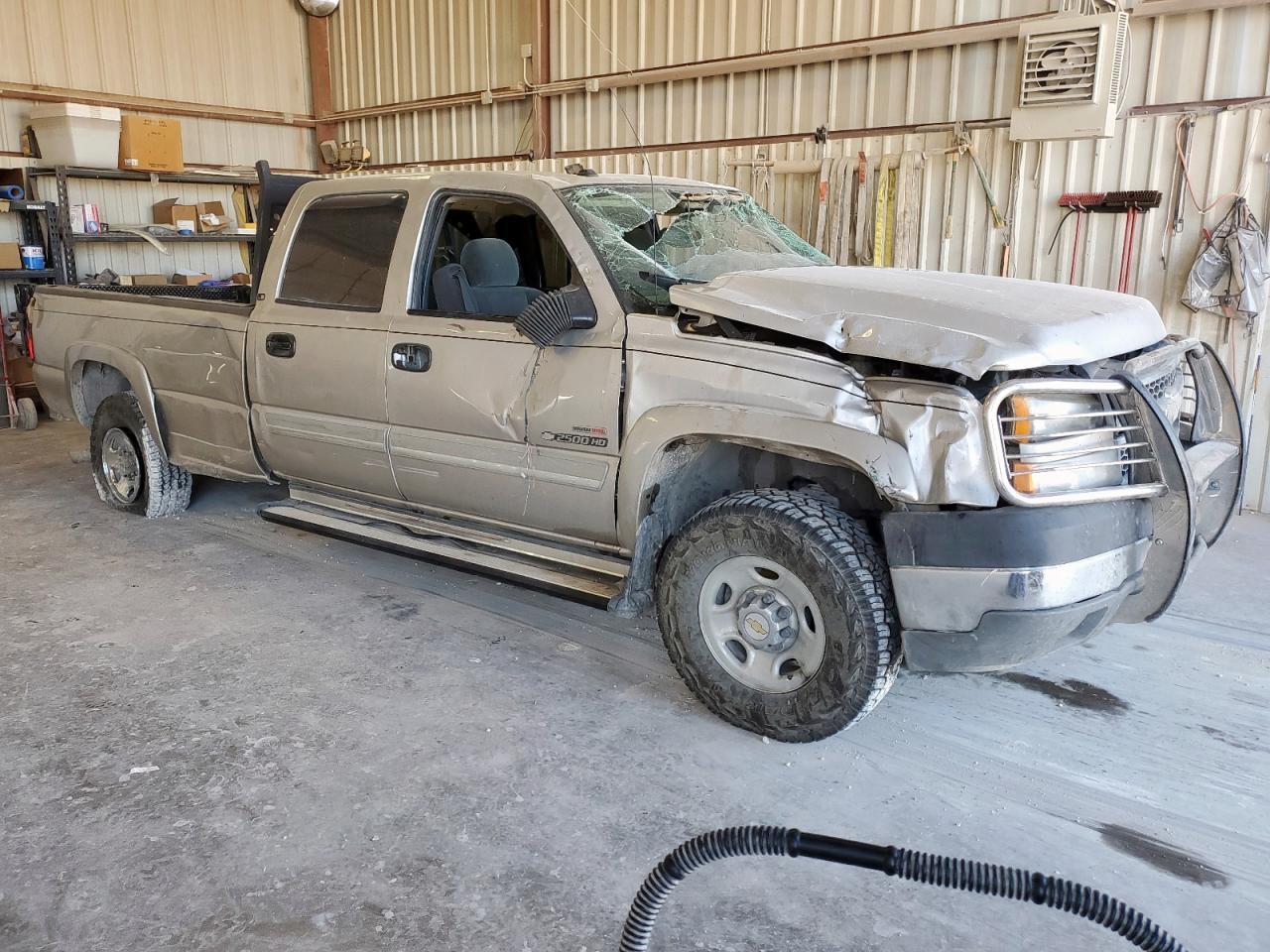2005 Chevrolet Silverado C2500 Heavy Duty - Фото 4