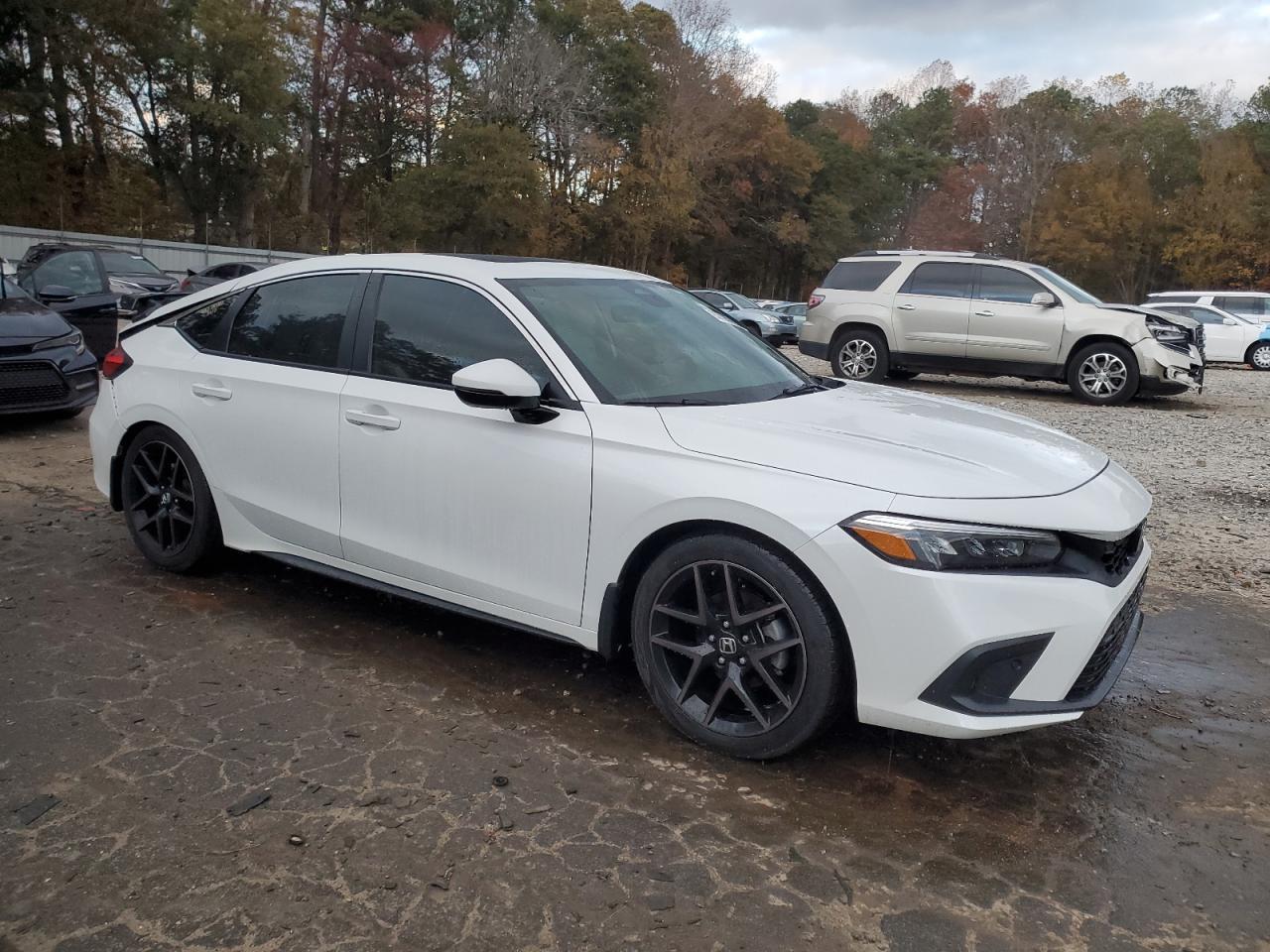 2024 Honda Civic Sport Touring - Image 4
