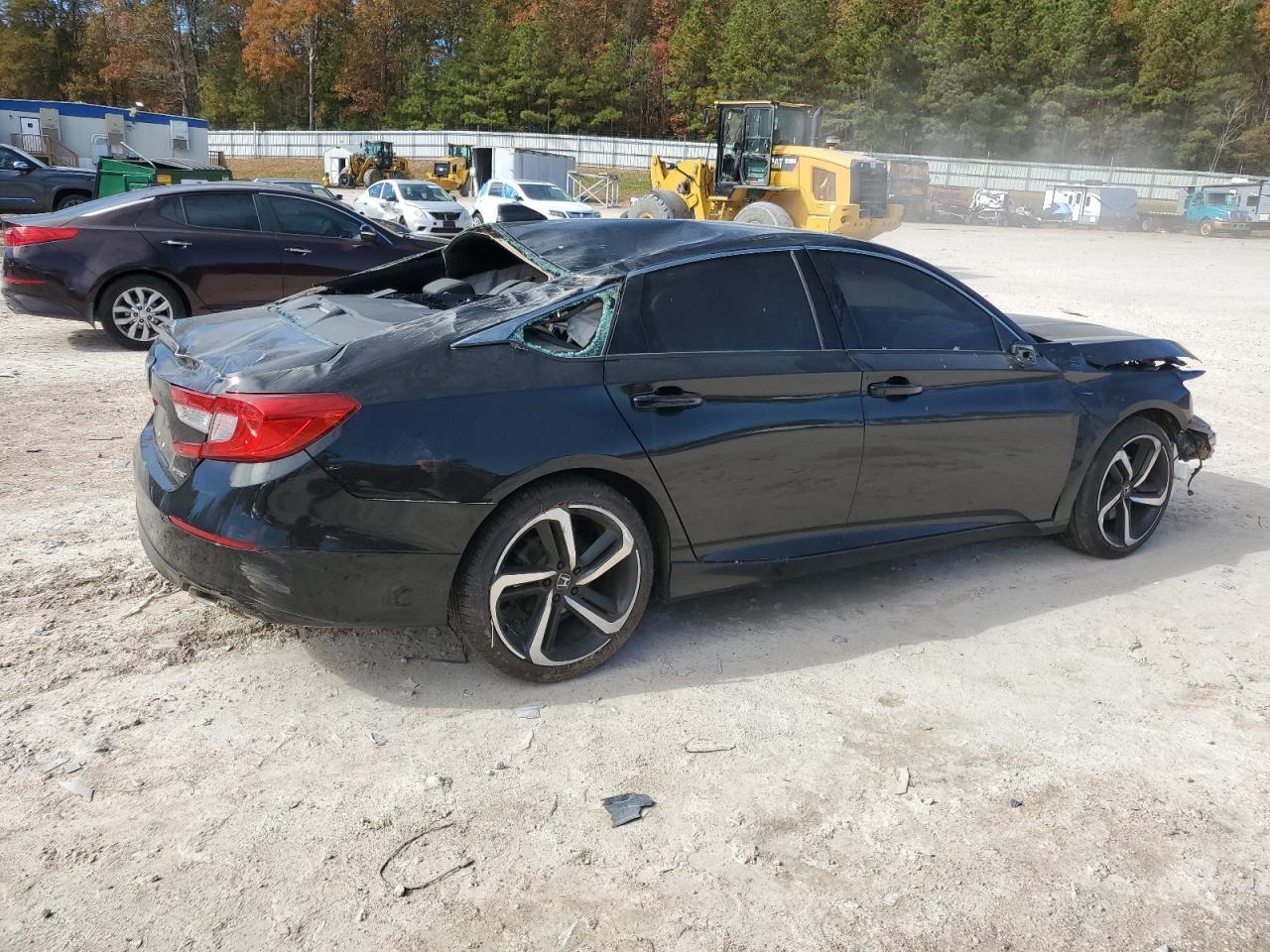 2022 Honda Accord Sport - Image 3
