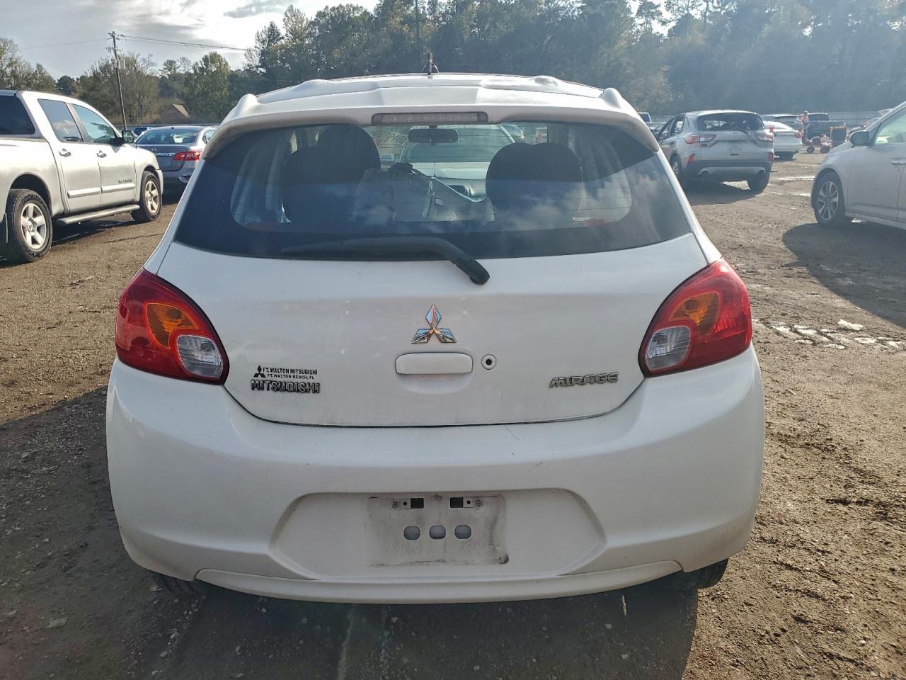 2015 Mitsubishi Mirage Es - Image 6