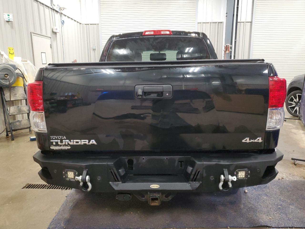 2013 Toyota Tundra Crewmax Limited - Фото 6