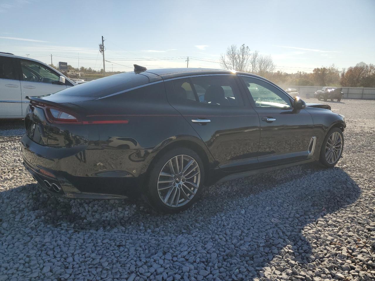 2018 Kia Stinger Base - Фото 3
