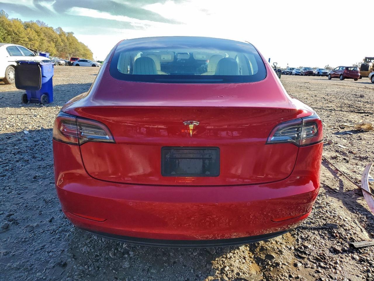 2019 Tesla Model 3 - Фото 6