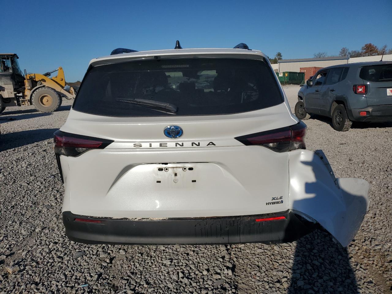 2022 Toyota Sienna Xle - Фото 6