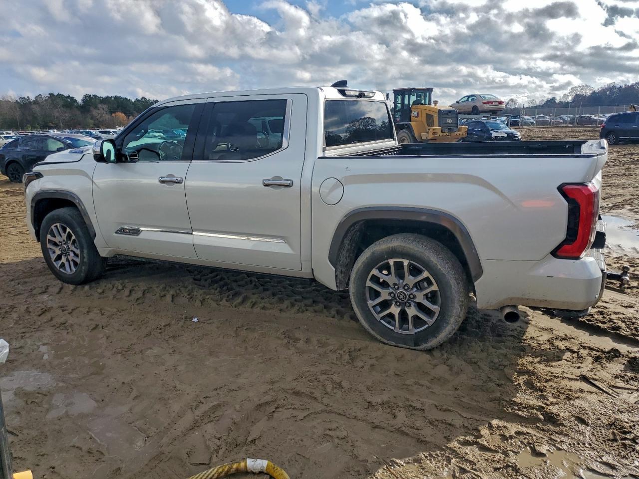 2023 Toyota Tundra Crewmax Platinum - Фото 2