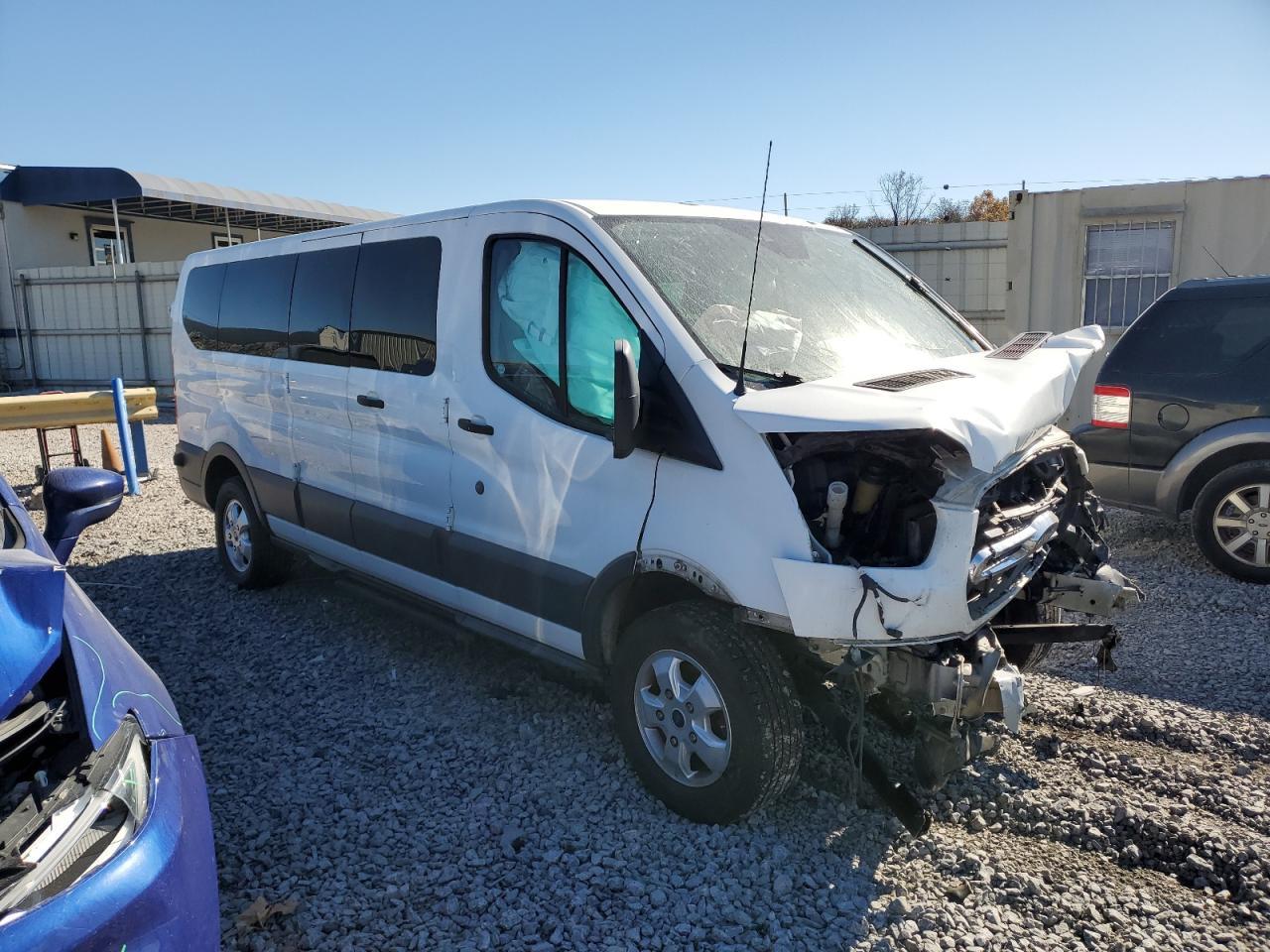 2017 Ford Transit T-350 - Фото 4