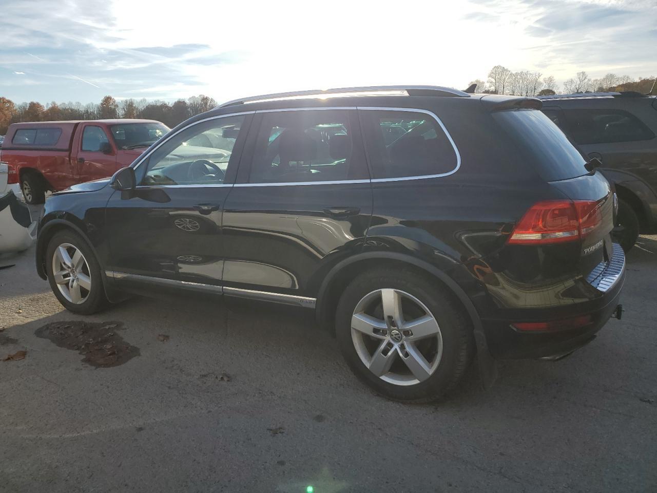 2012 Volkswagen Touareg Hybrid - Фото 2