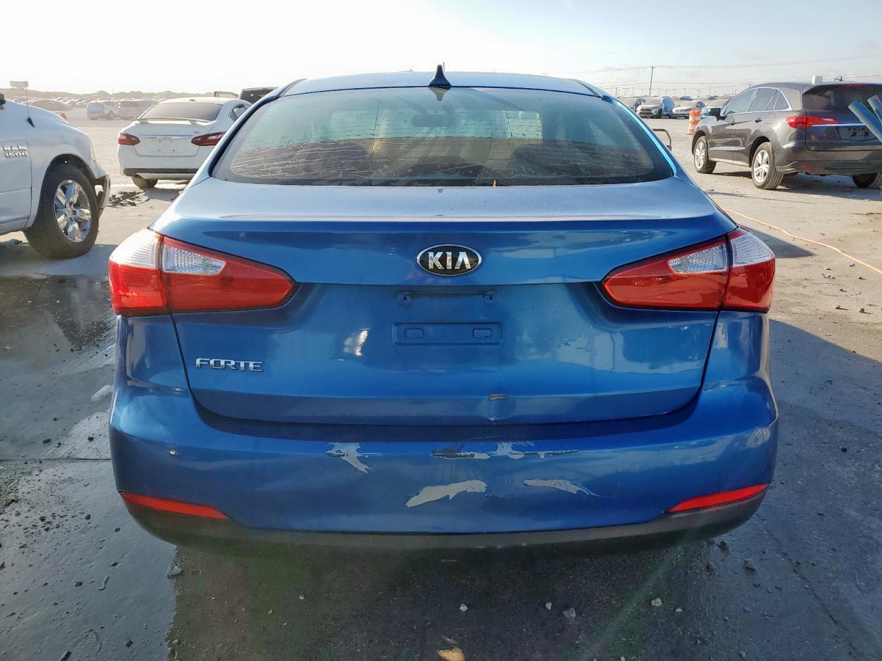 2014 Kia Forte Lx - Image 6