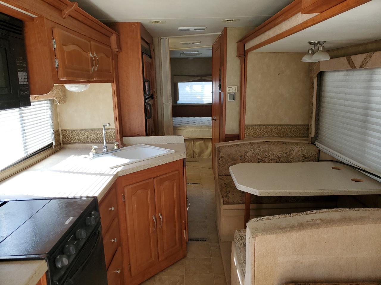 2006 Forest River Georgetown 340Tsse Rv - Donated - Image 6