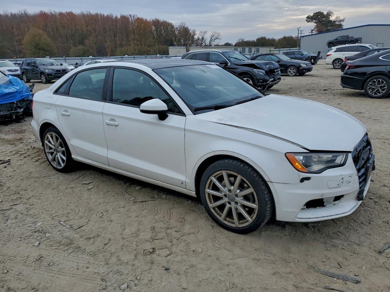 2016 Audi A3 Premium - Image 4