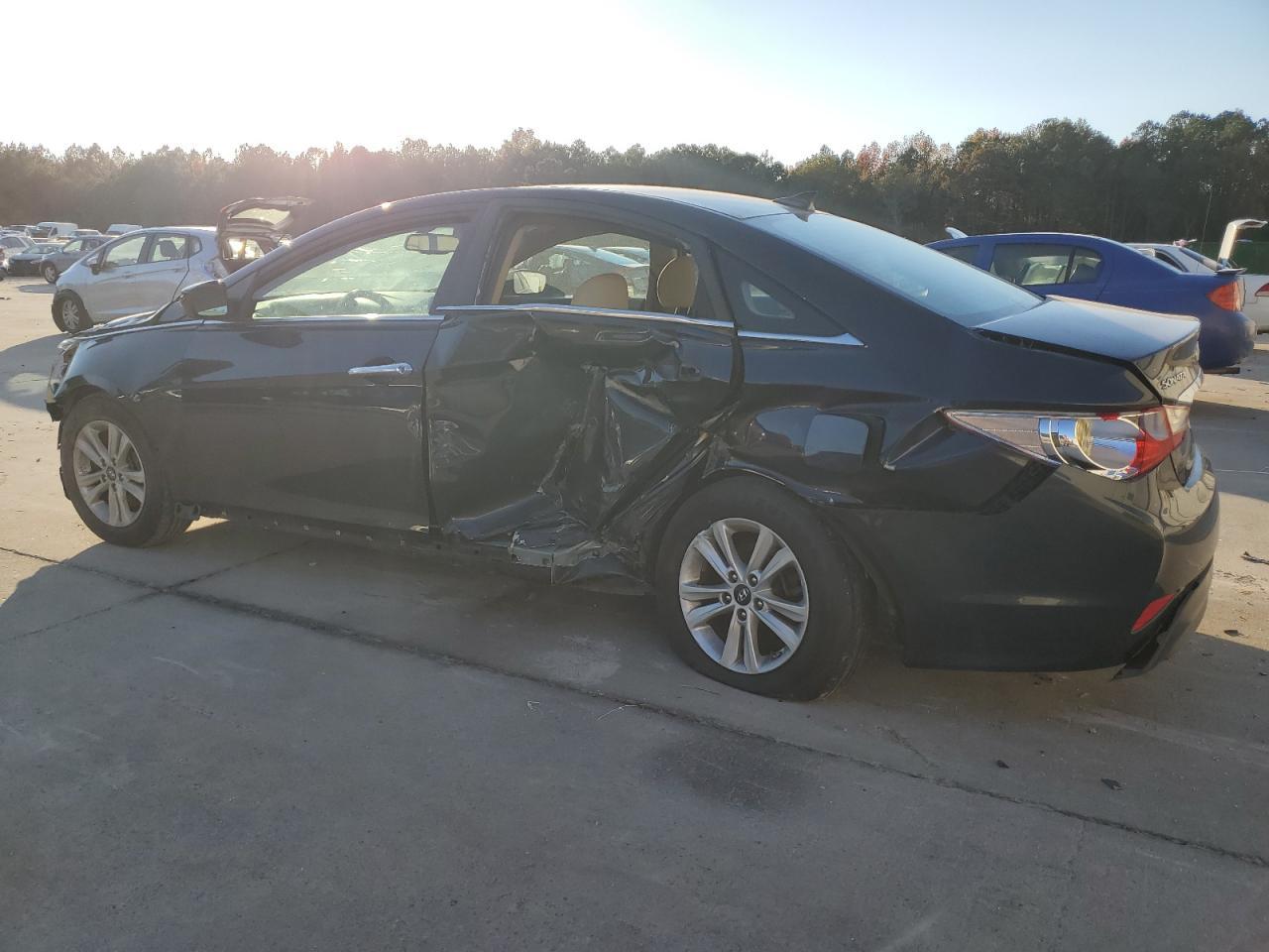 2014 Hyundai Sonata Gls - Image 2