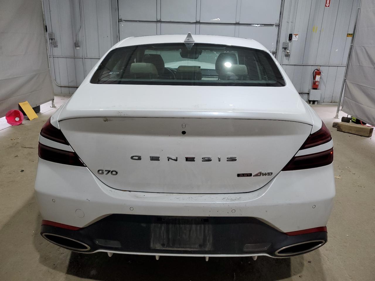 2023 Genesis G70 Base - Фото 6