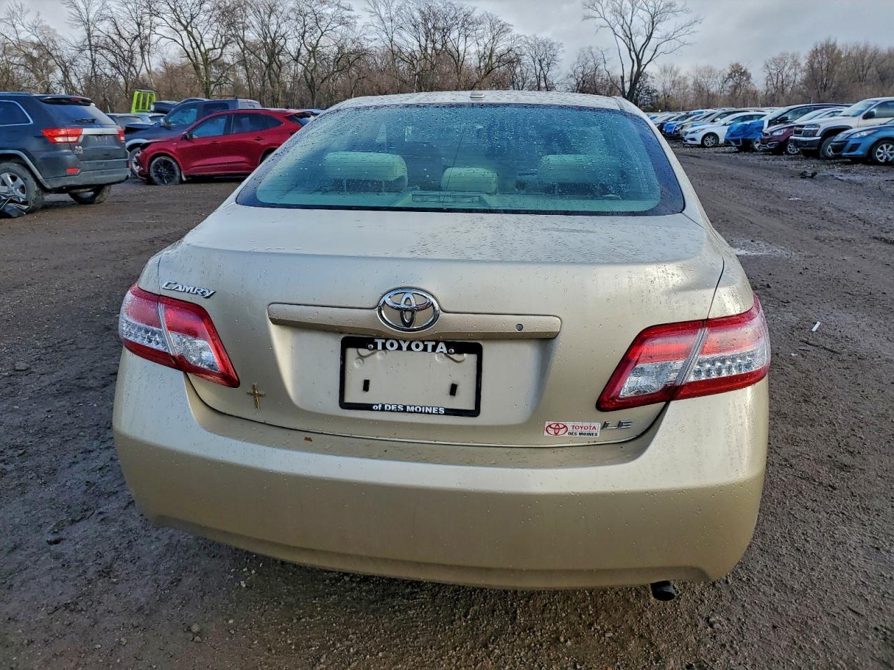 2011 Toyota Camry Base - Фото 6