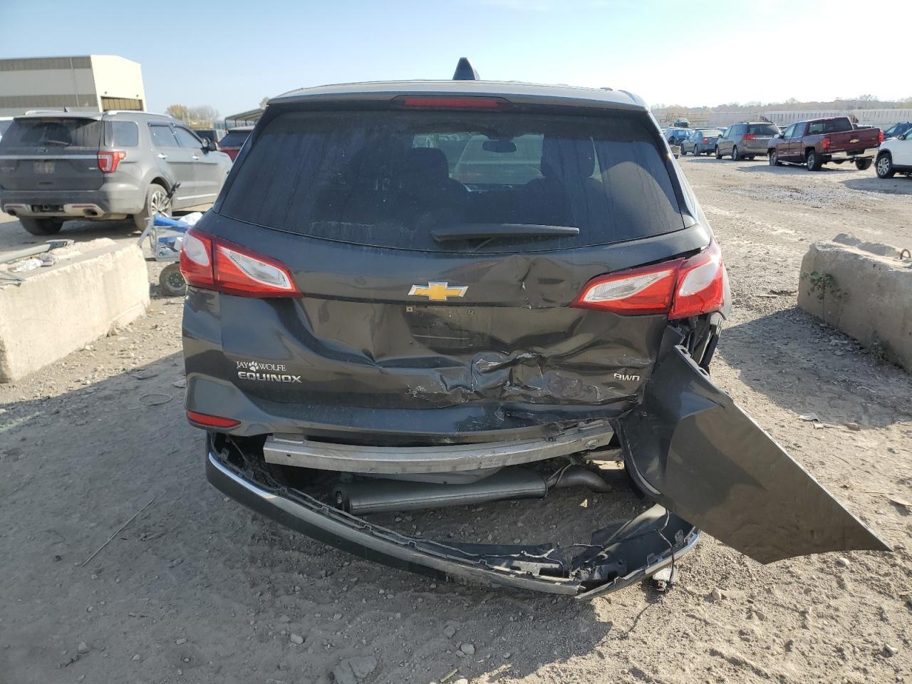 2018 Chevrolet Equinox Ls - Image 6