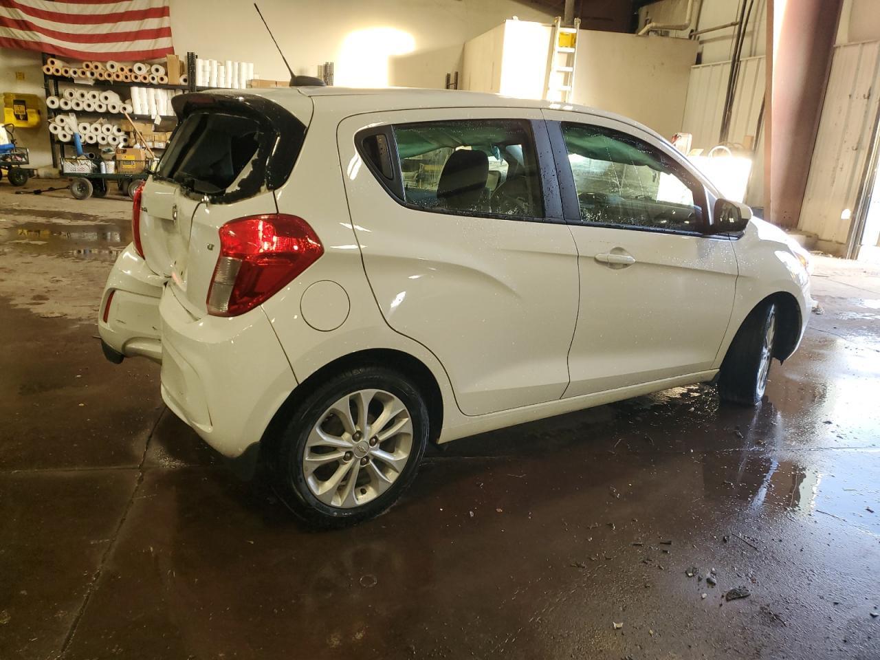 2020 Chevrolet Spark 1Lt - Фото 3
