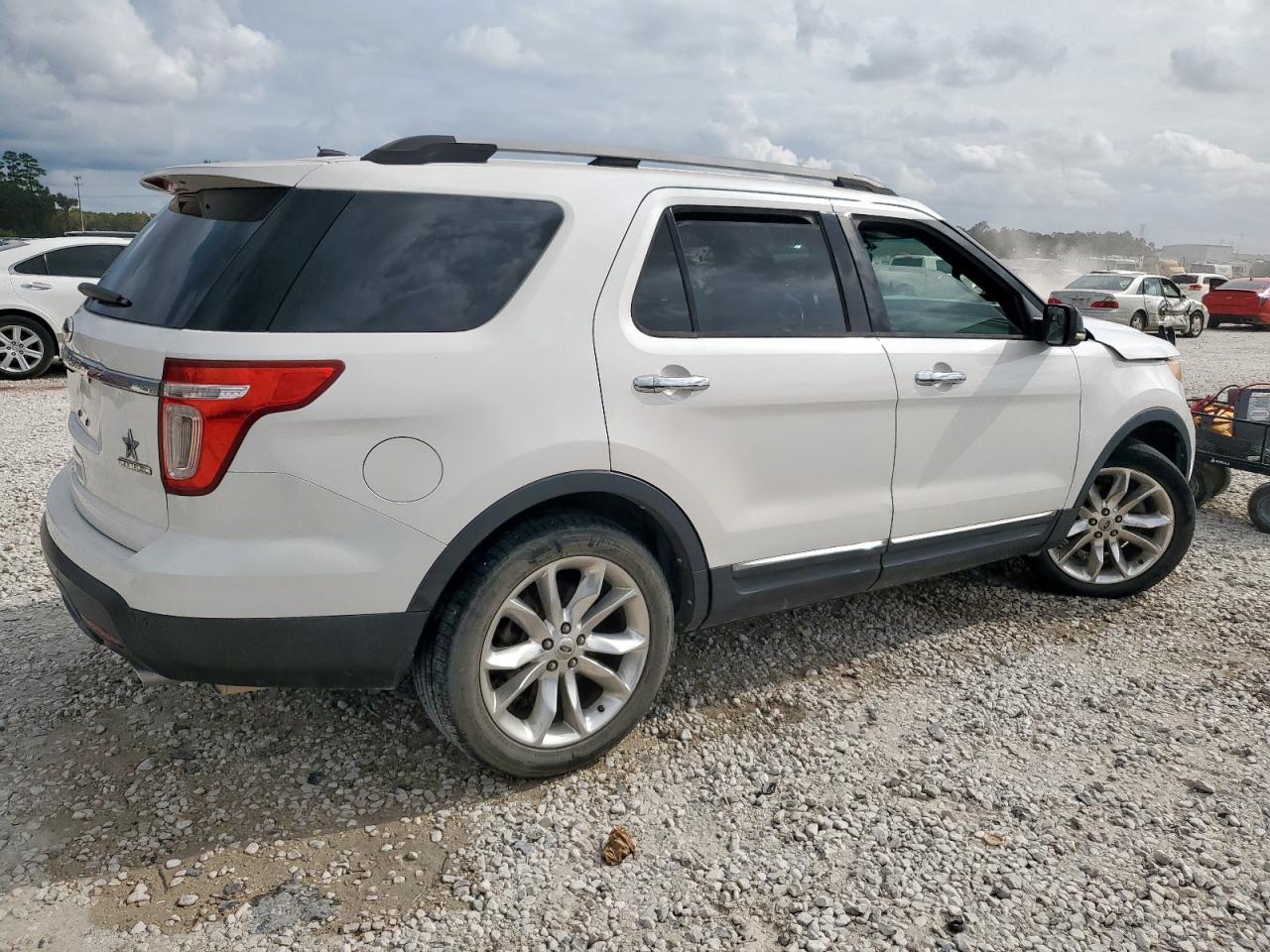 2013 Ford Explorer Xlt - Фото 3