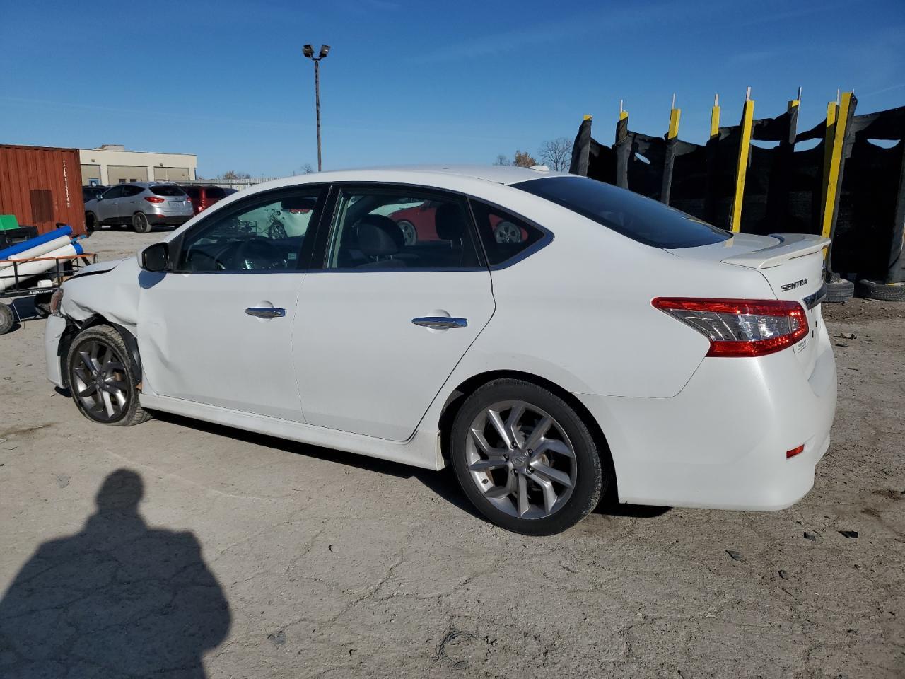 2014 Nissan Sentra S - Фото 2