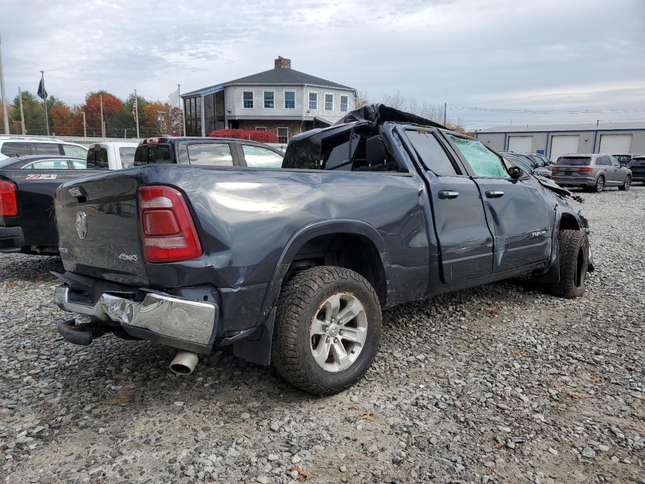 2020 Ram 1500 Laramie - Image 3