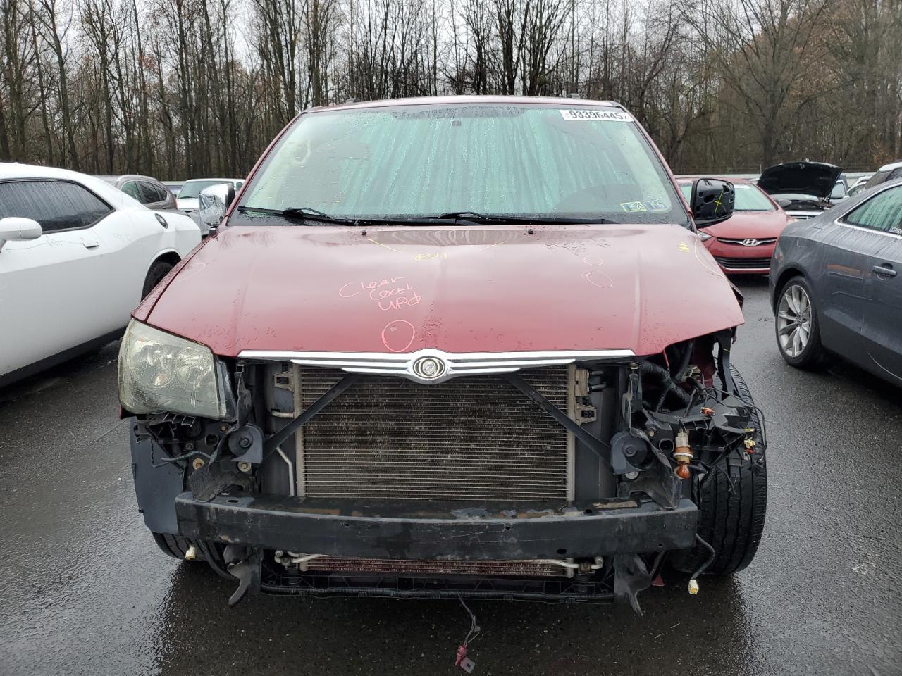 2010 Chrysler Town & Country Touring Plus - Фото 5