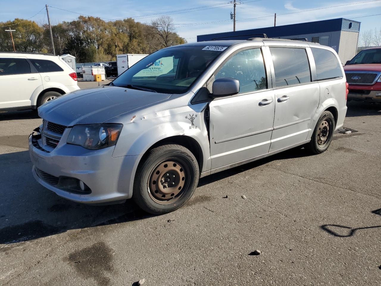 2016 Dodge Grand Caravan R/T