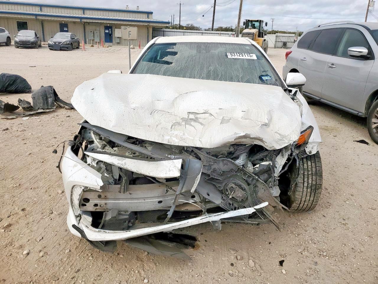 2019 Toyota Camry L - Фото 5