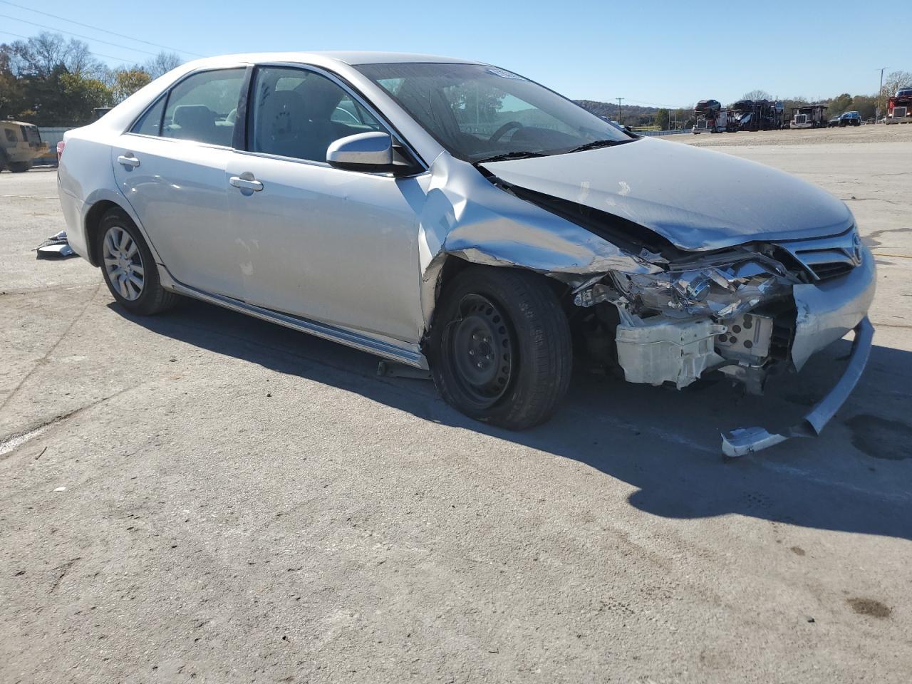 2014 Toyota Camry L - Фото 4