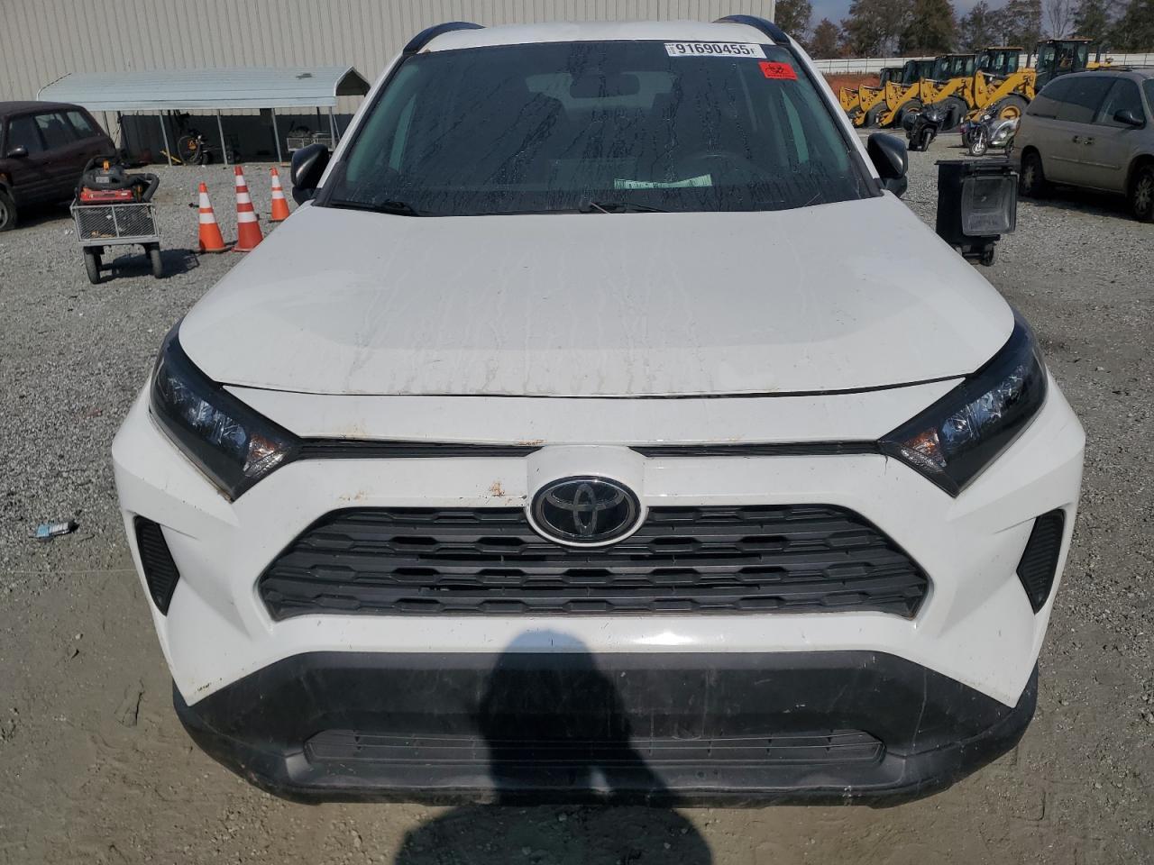 2021 Toyota Rav4 Le - Image 5
