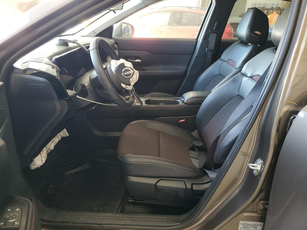 2025 Nissan Kicks Sr - Фото 7