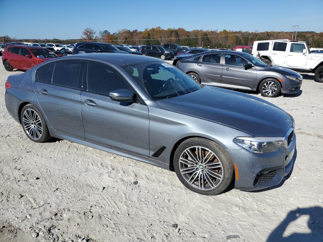 2019 BMW 530 Xi - Image 4