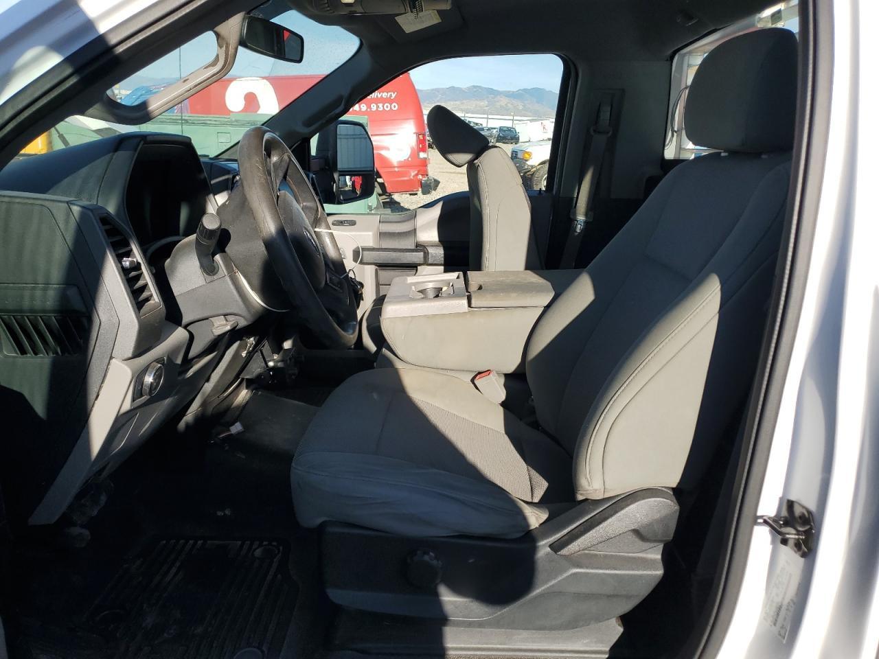 2019 Ford F350 Super Duty Utility / Service Truck - Image 7