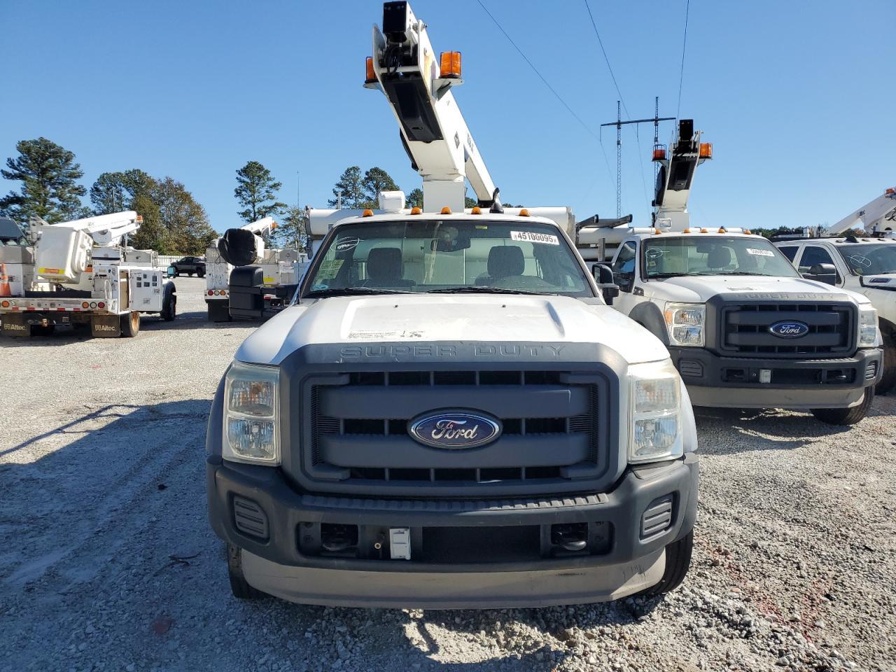 2013 Ford F450 Super Duty - Image 5