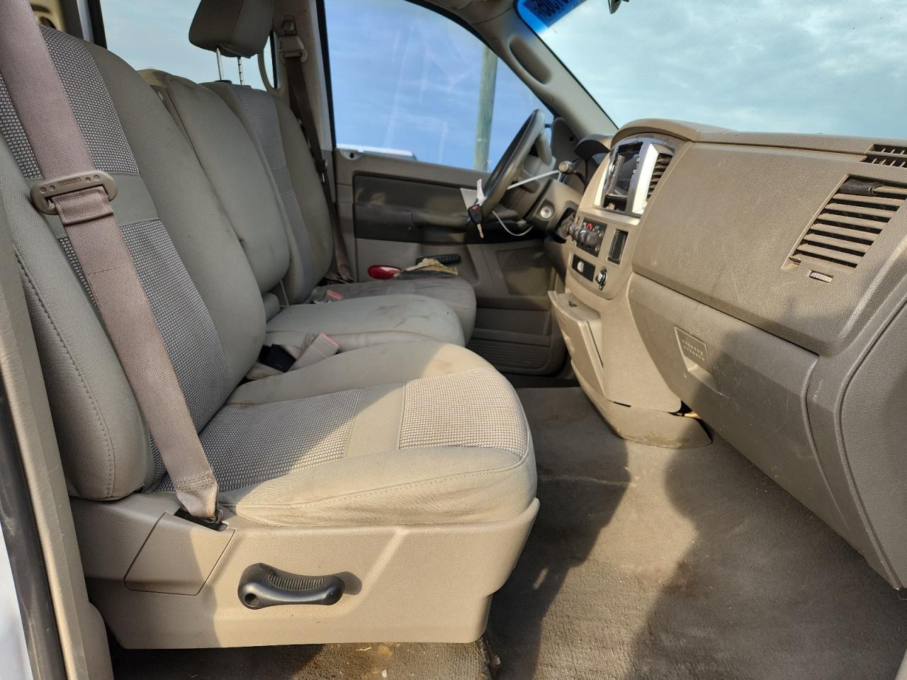 2008 Dodge Ram 1500 St - Image 7
