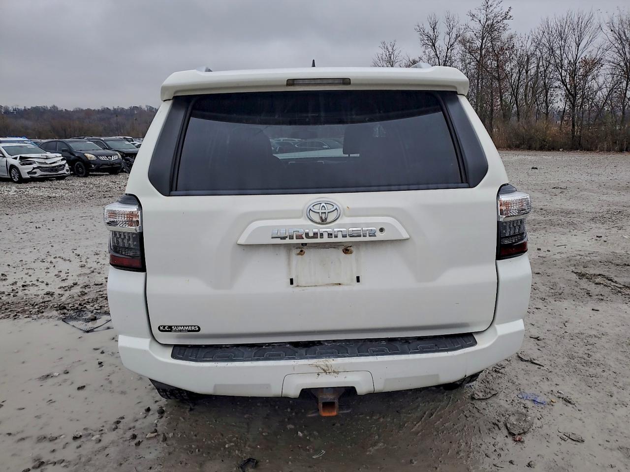 2016 Toyota 4Runner Sr5/Sr5 Premium - Фото 6