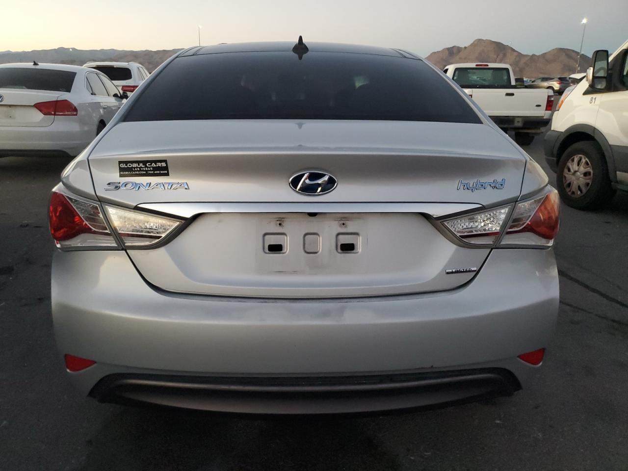 2015 Hyundai Sonata Hybrid - Фото 6
