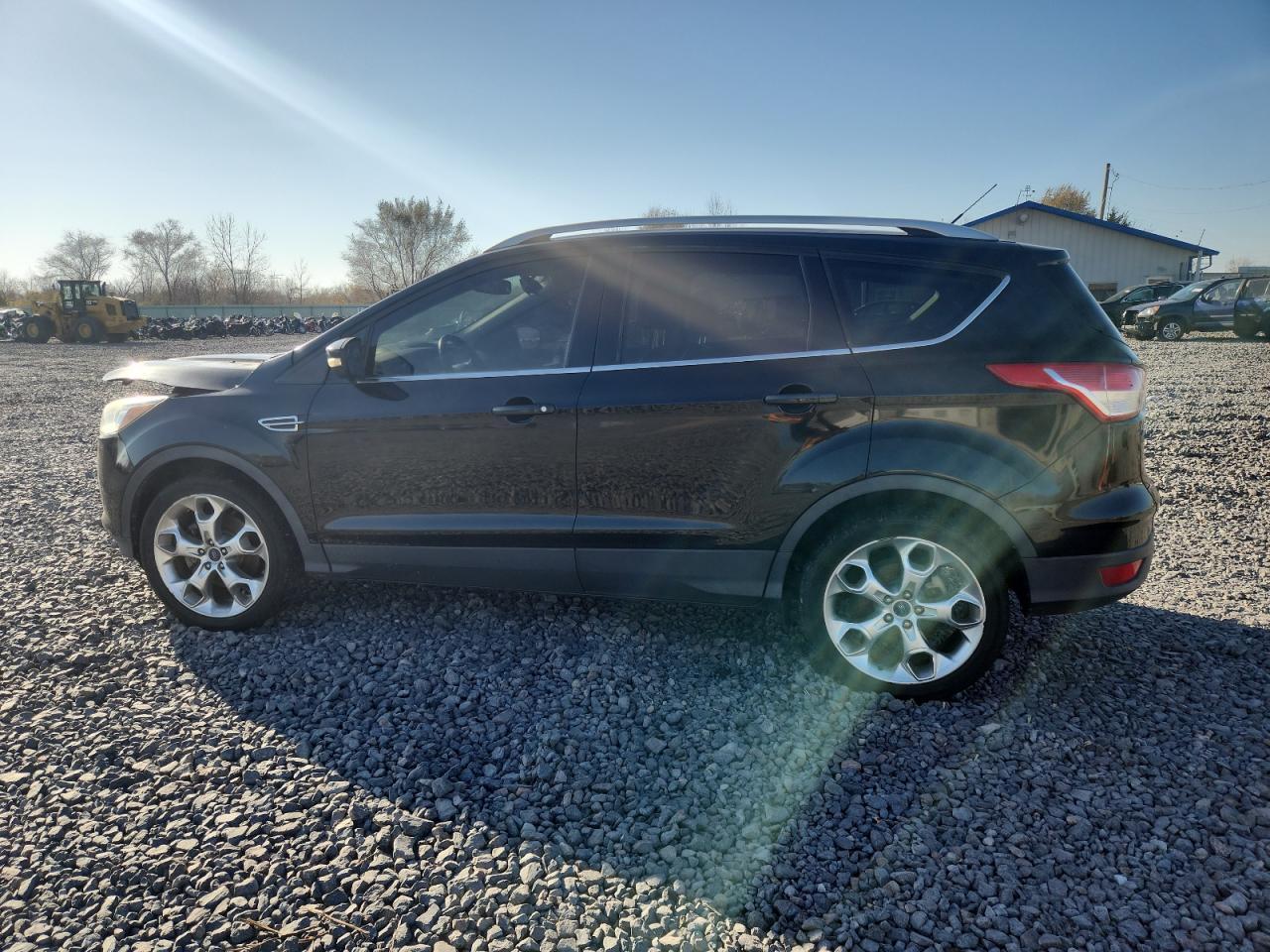2015 Ford Escape Titanium - Фото 2