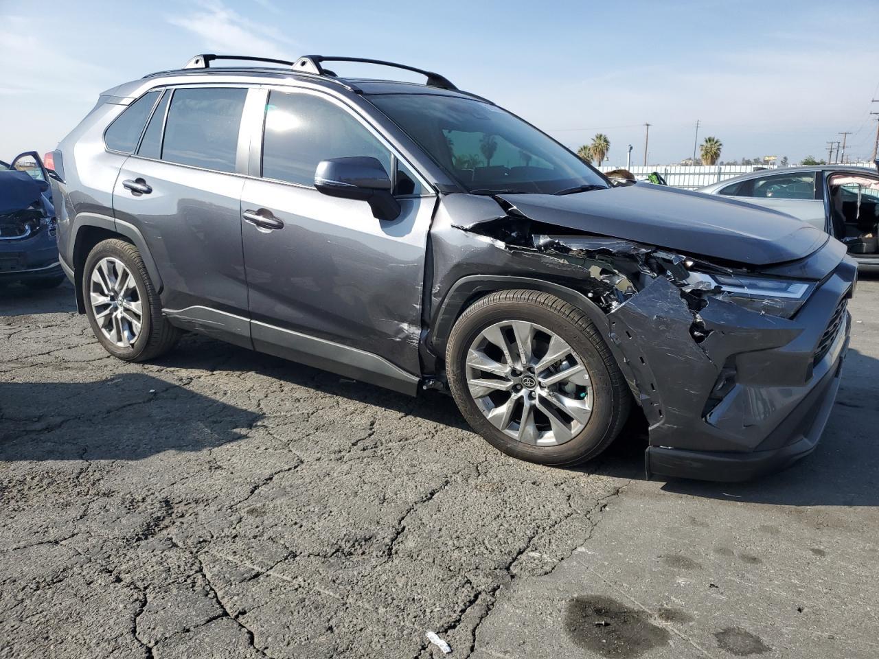 2025 Toyota Rav4 Xle Premium - Image 4