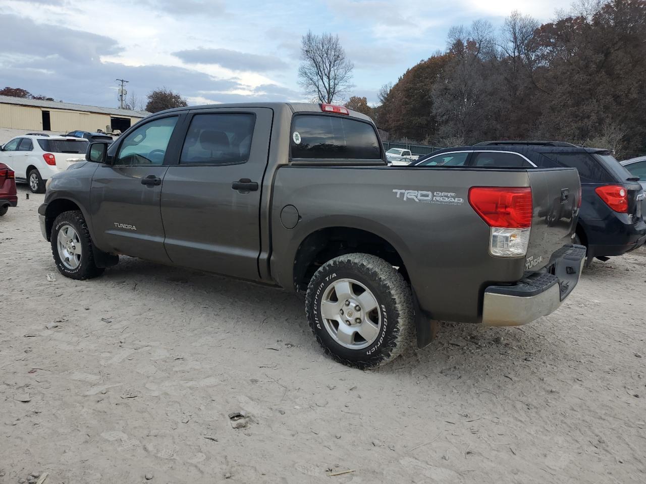2013 Toyota Tundra Crewmax Sr5 - Фото 2