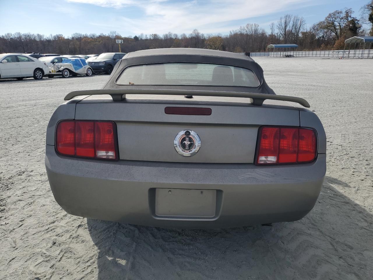 2009 Ford Mustang - Фото 6