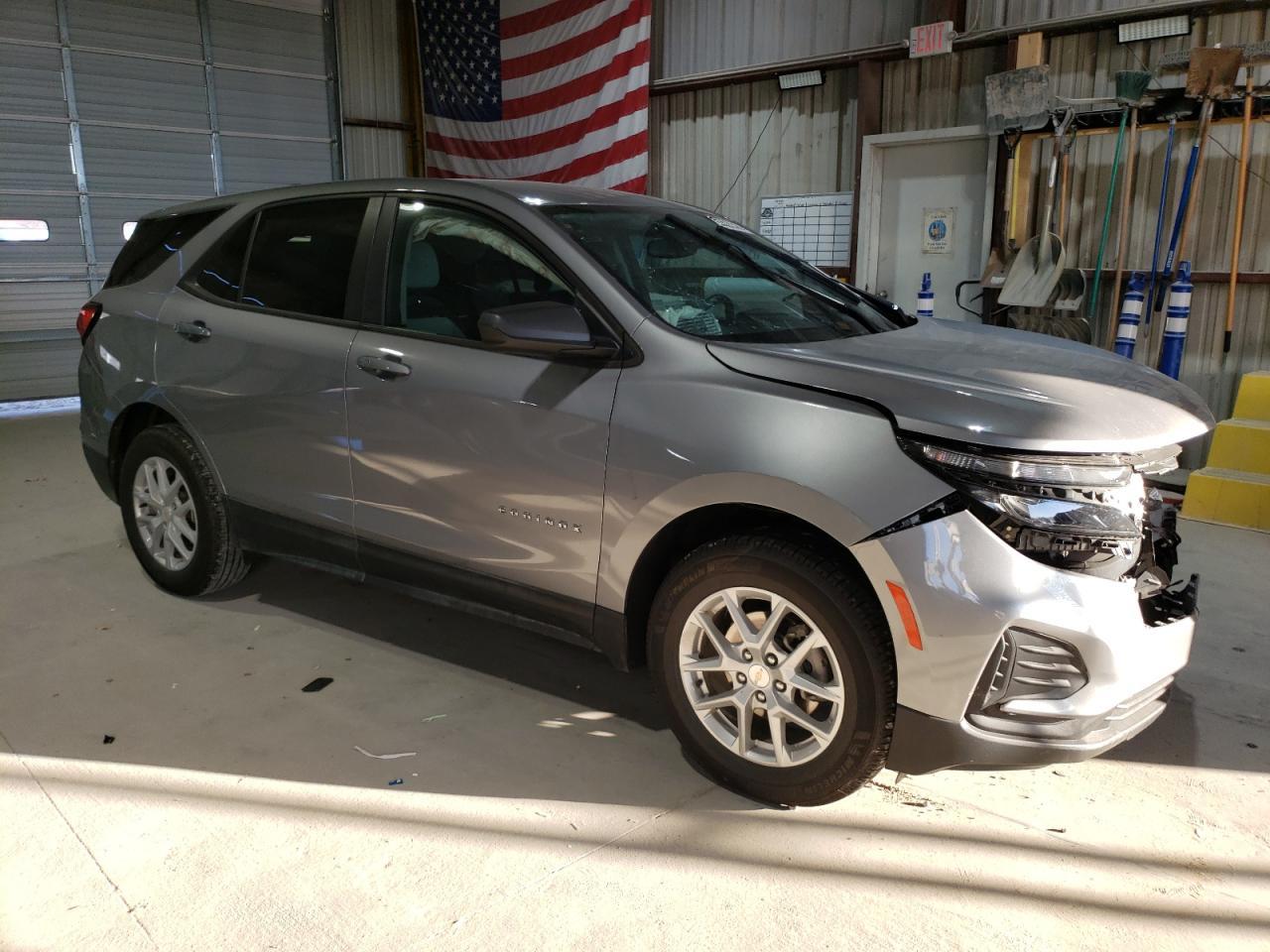 2024 Chevrolet Equinox Ls - Image 4