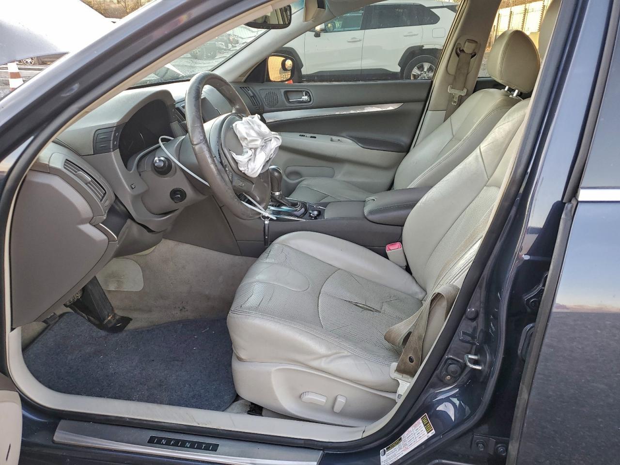 2010 Infiniti G37 - Фото 7