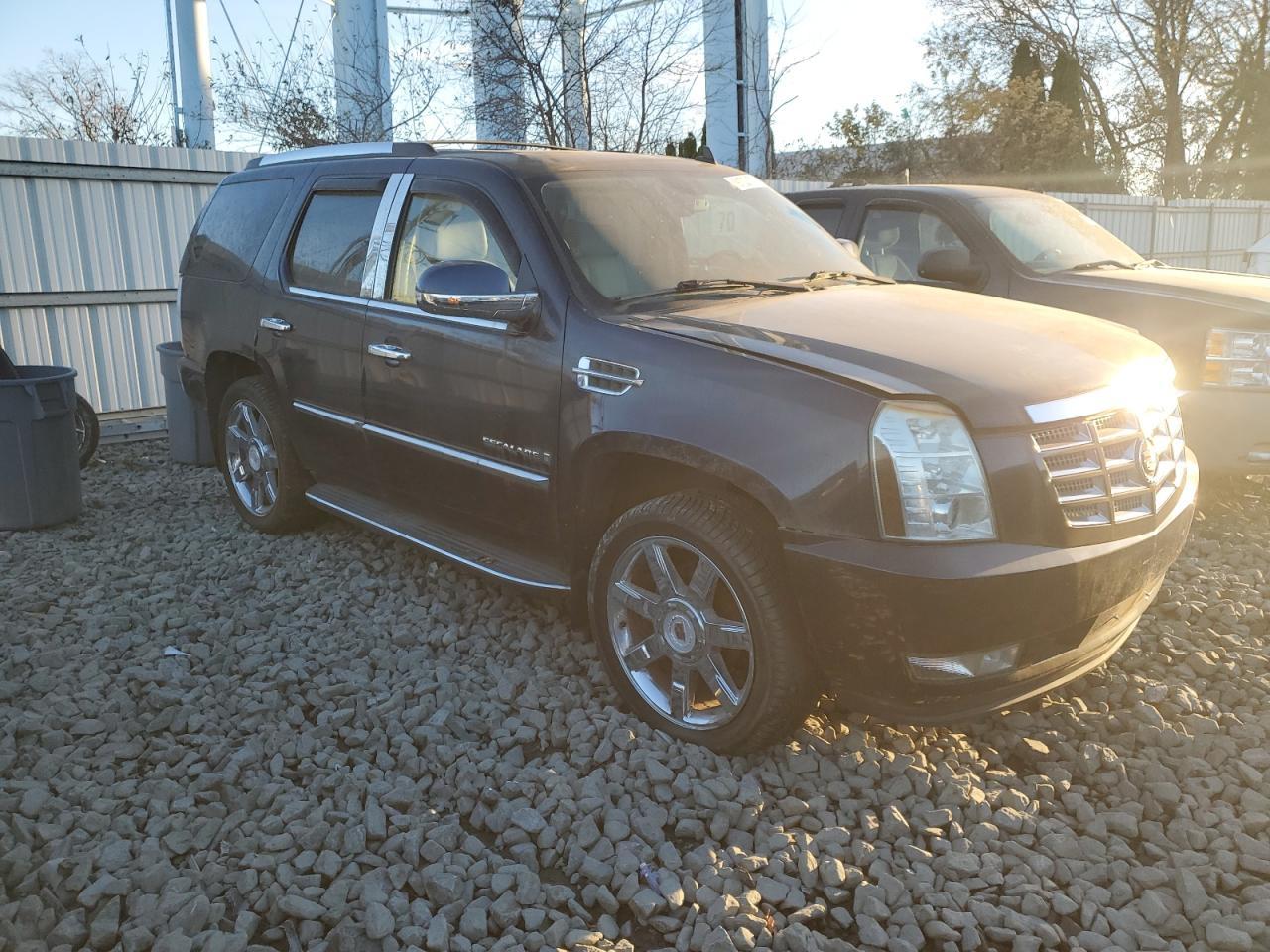2008 Cadillac Escalade Luxury - Фото 4