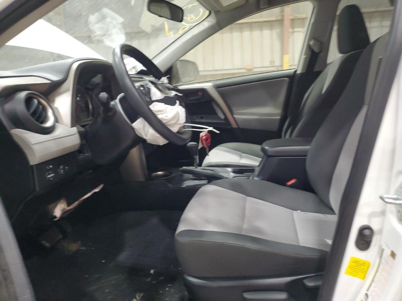 2015 Toyota Rav4 Le - Image 7